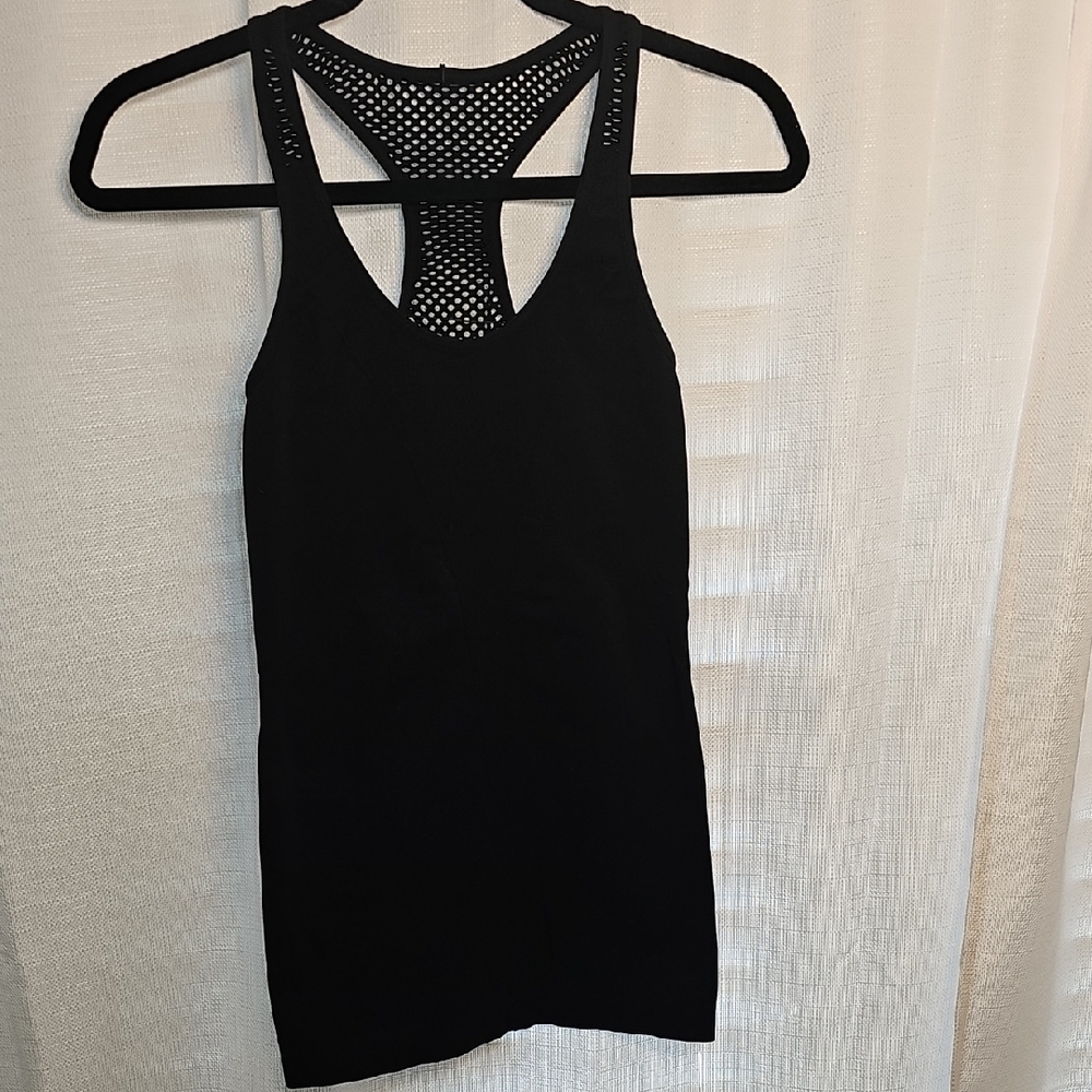 Alala Athleticwear Racerback Tank Top Black Size Medium NWT